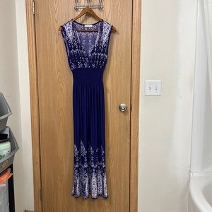 Jon & Anna 1X sleeveless maxi dress.